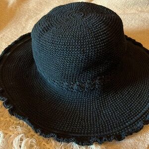 Crochet handmade Black Cotton Floppy Hat wired rim New W/O Tags crushable